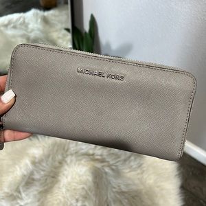 Authentic Michael Kors Wallet - Grey